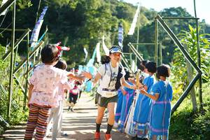 BIB: 3395
                            <button type="button" onclick="openModal(19048001)" class="btn btn-primary btn-sm float-right btn-popup" data-toggle="modal" data-target=".modal-high-quality">
                        <i class="fas fa-shopping-cart"></i> Add to Cart
                    </button>
                                            <button type="button" onclick="isThisMe(19048001, true)" class="btn btn-success btn-sm float-right btn-popup btn-isme hidden" data-toggle="tooltip" data-placement="bottom" title="นี่คือรูปของคุณใช่ไหม คลิกที่นี่เพื่อเอาเข้าอัลบั้ม">
                        <i class="fas fa-plus"></i> Add to album
                    </button>
                    <button type="button" onclick="isThisMe(19048001, false)" class="btn btn-warning btn-sm float-right btn-popup btn-isnotme hidden">
                        <i class="fas fa-ban"></i> Remove from album
                    </button>